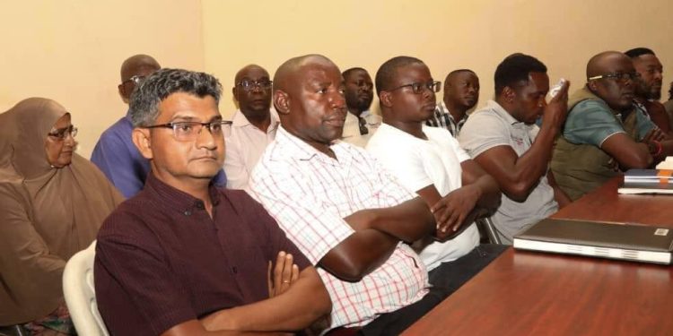 President Hichilema’s Productive Meeting with Suppliers and Contractors in Mufulira