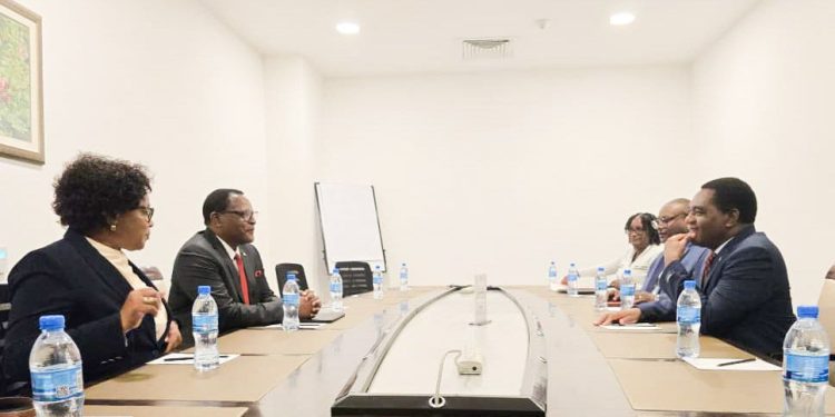 Zambia and Malawi Strengthen Ties: President Hakainde Hichilema Meets President Lazarus Chakwera on Sidelines of Mission 300 Africa Energy Summit