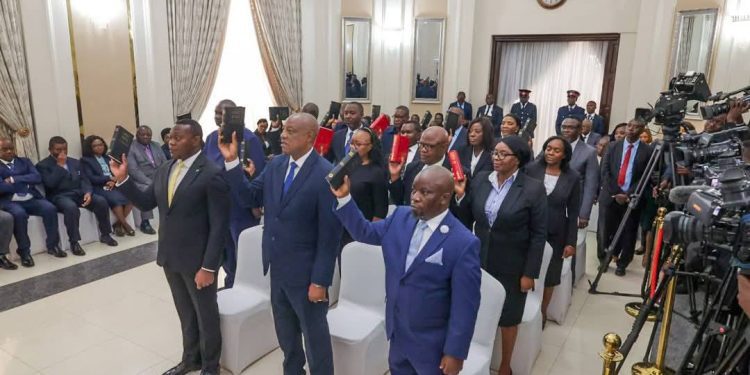 President Hichilema Swears in New Officials, Calls for Economic Growth and Anti-Corruption Reforms