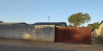 🏡 TWO-BEDROOM HOUSE FOR SALE IN A PRIME LOCATION! 🏡